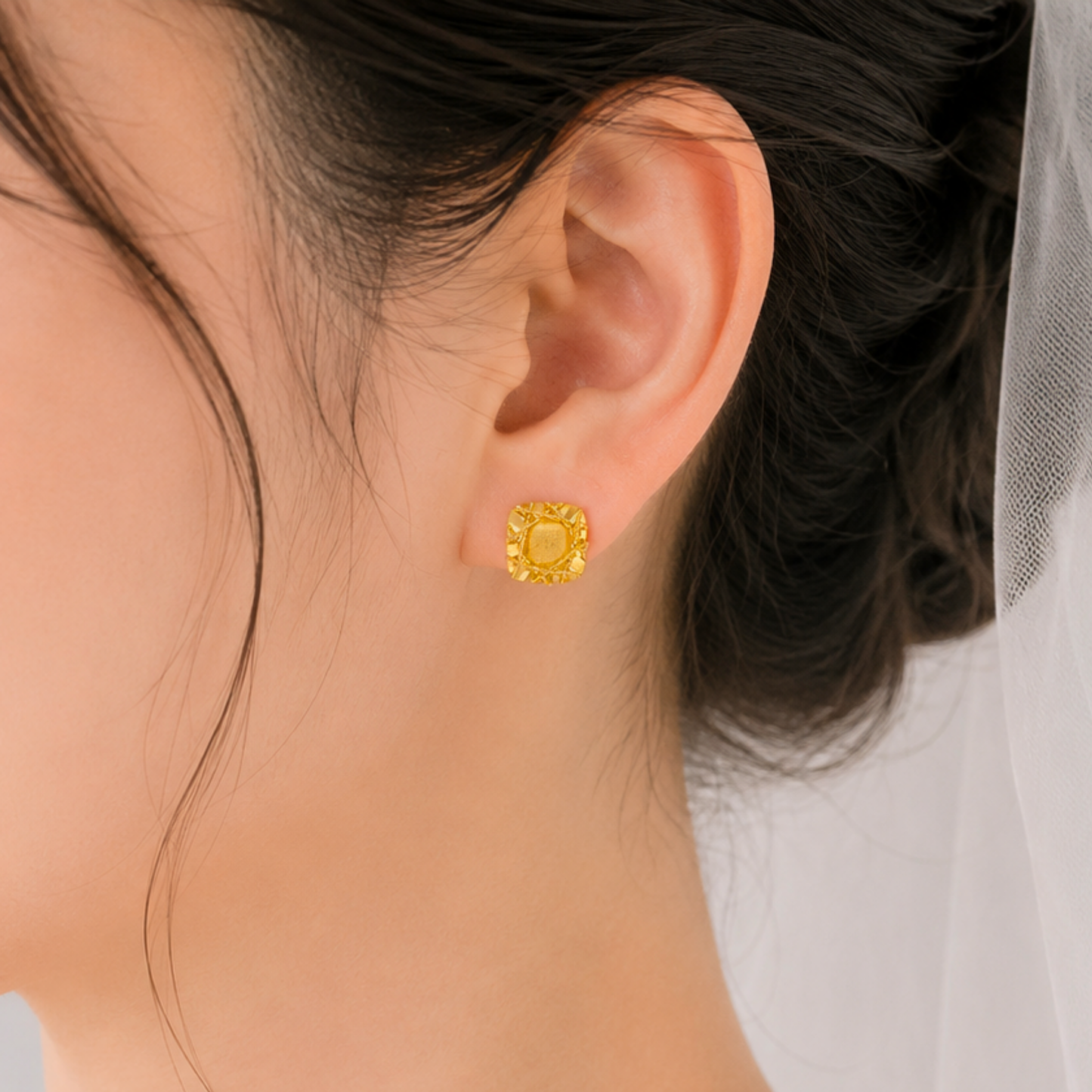 999 Pure Gold Kare Studs