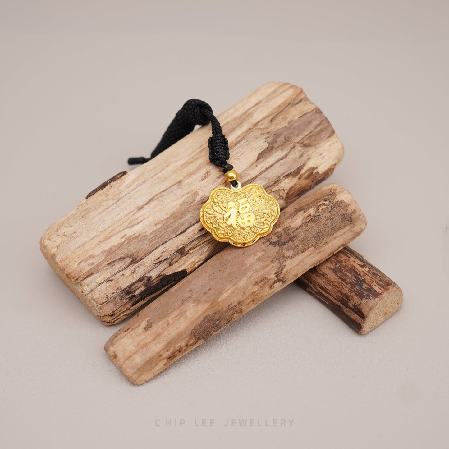 999 Pure Gold Flora Fortune (福) Gu Fa Jin Necklace, crafted with ancient techniques, symbolising growth, prosperity, and cherished heritage.