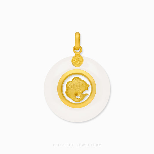 999 pure gold fortune fish pendant with spinning He Tian jade, symbolizing prosperity, abundance, and elegant craftsmanship.