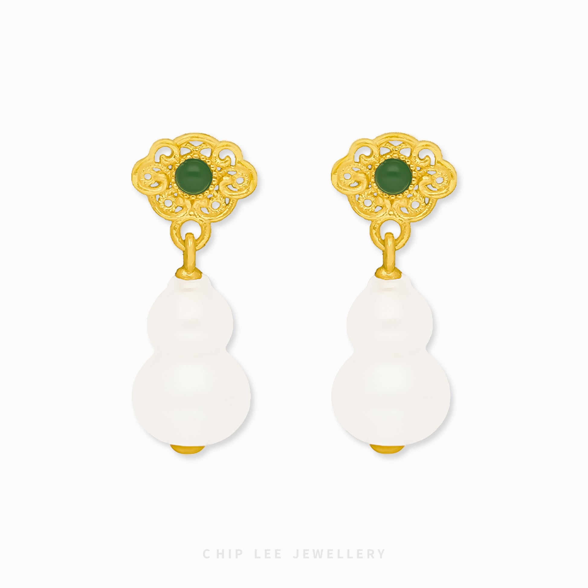 999 pure gold Hu Lu gourd dangling earring with He Tian jade, symbolizing health, protection, and elegant tradition in a graceful jewellery design.