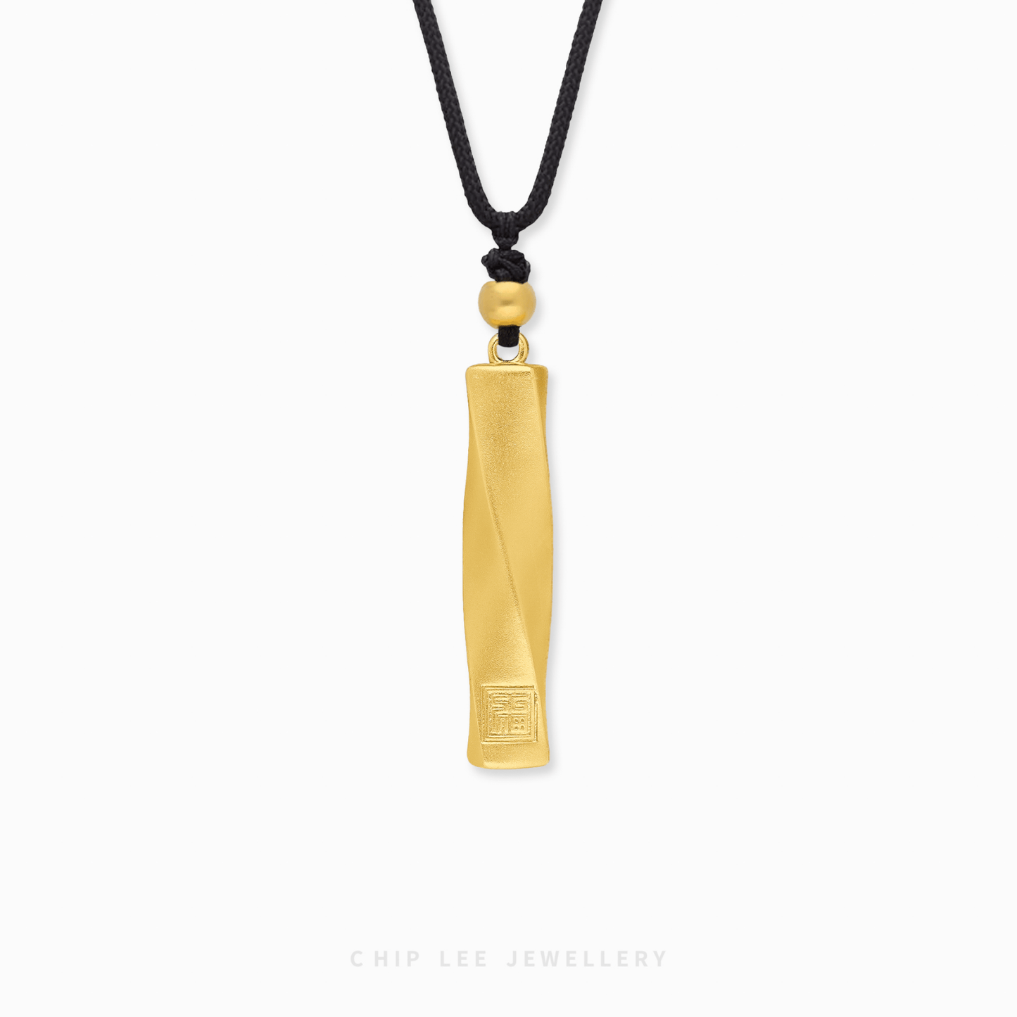 999 Pure Gold Prosperity (福) Necklace, featuring the 福 character, symbolizing wealth and good fortune.