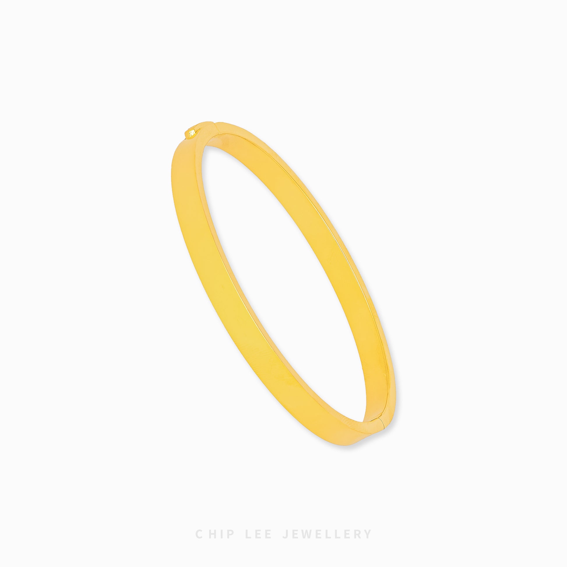 Classic Bangle by Chip Lee Jewellery Singapore, 916/22K gold, sleek minimalist design, versatile accessory for daily wear or gifting.