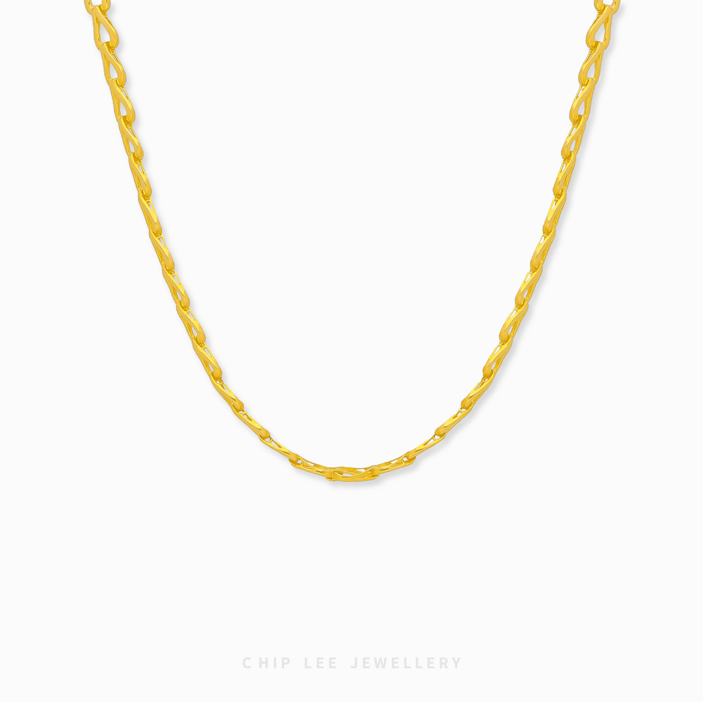 Classic Dewdrop Link Chain in 916 gold. Close-up view showing the flowing links and high polish texture.