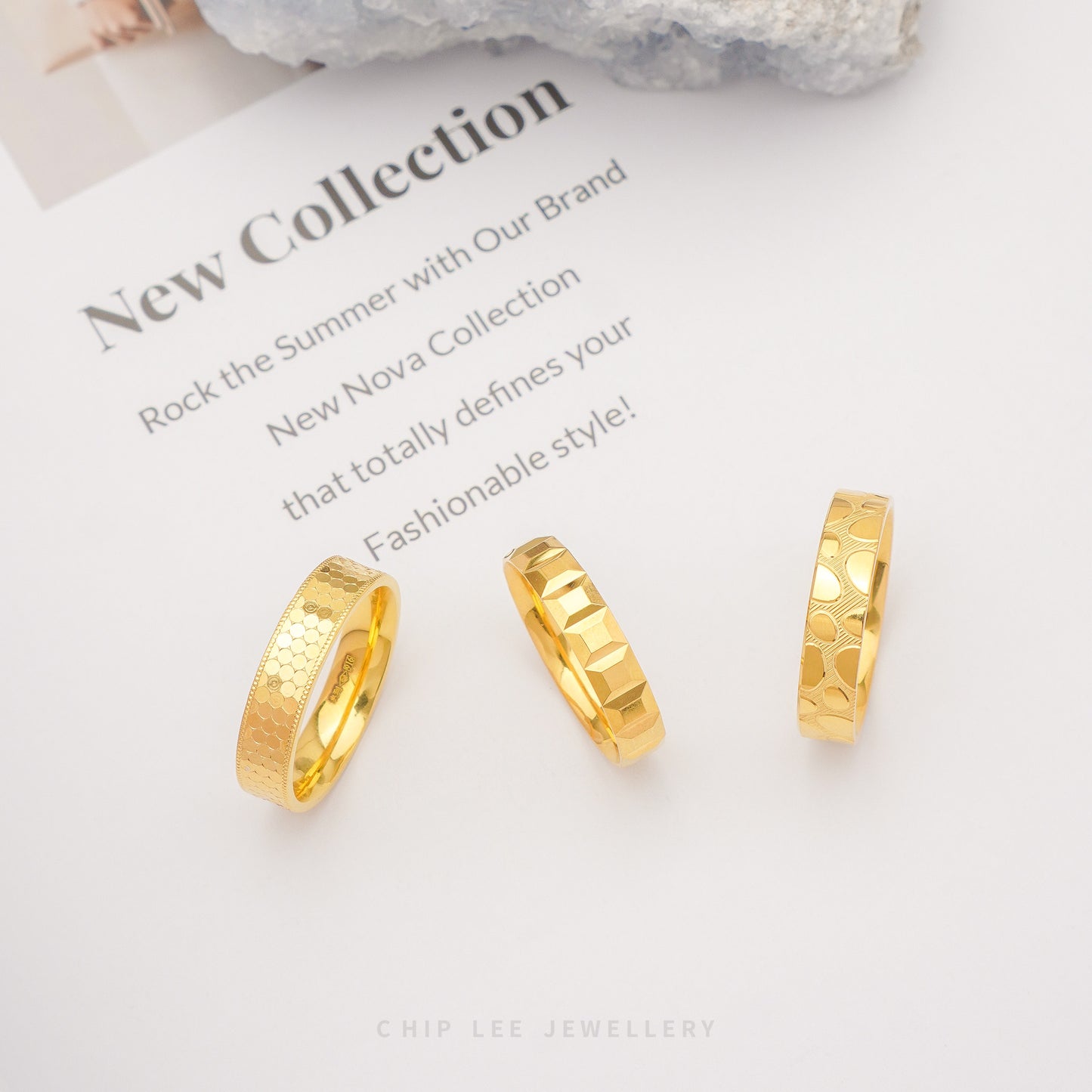 Classic solid gold ring set with geometric cube-style facets band in 916 gold by Chip Lee Jewellery Singapore