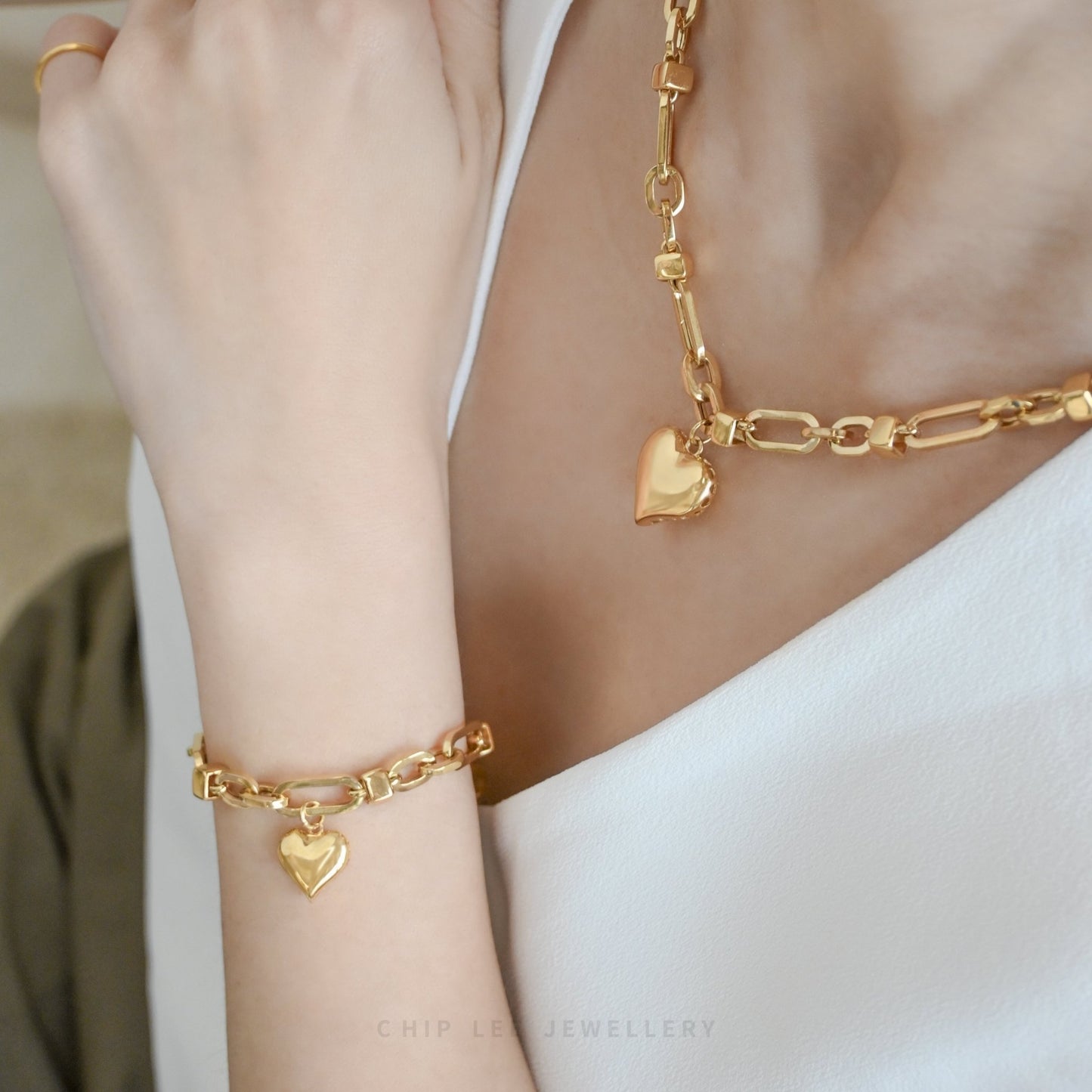 Heart Charm Link Necklace