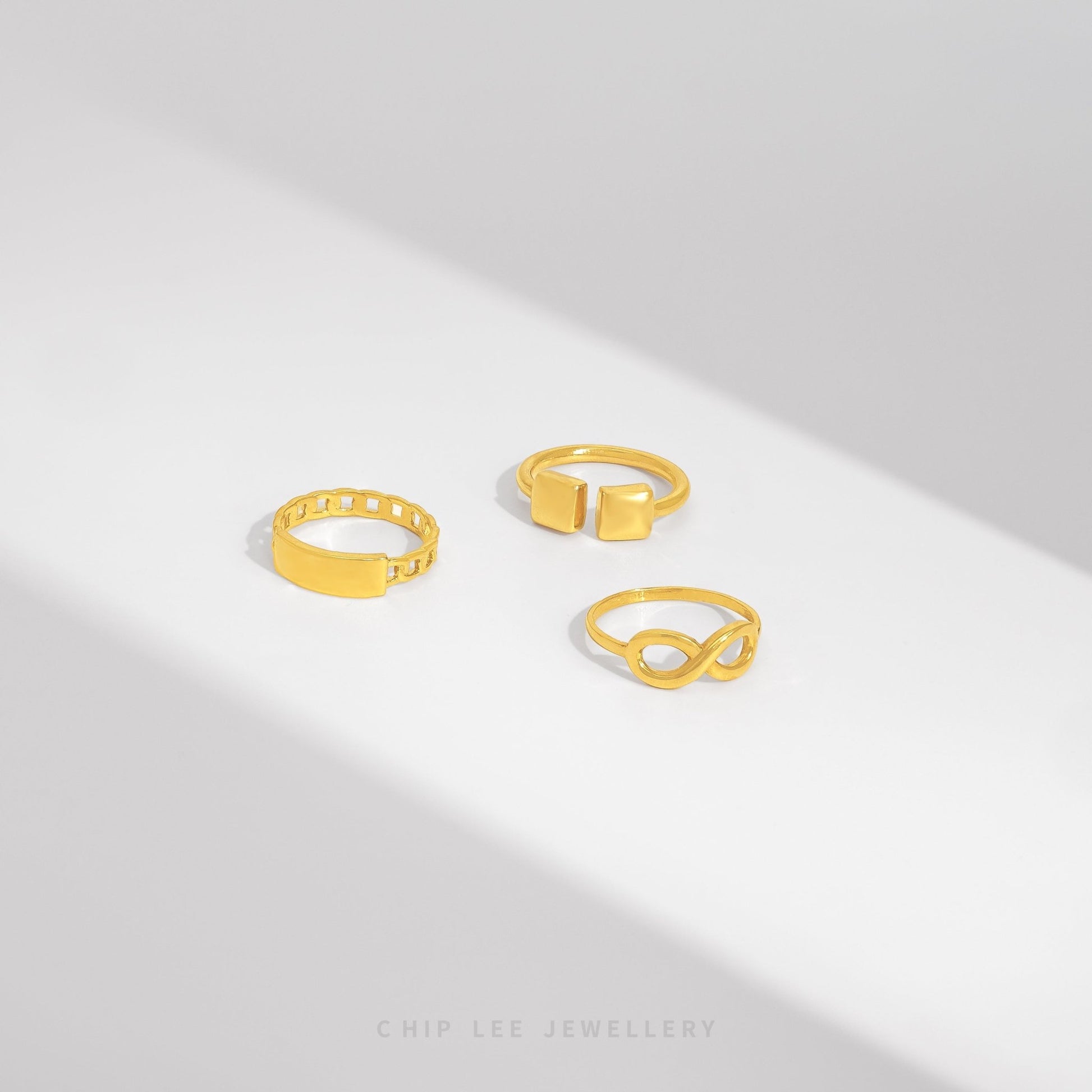 Dainty Bar Ring by Chip Lee Jewellery, 916 gold, featuring a minimalist bar design, adding a touch of elegance to any outfit.