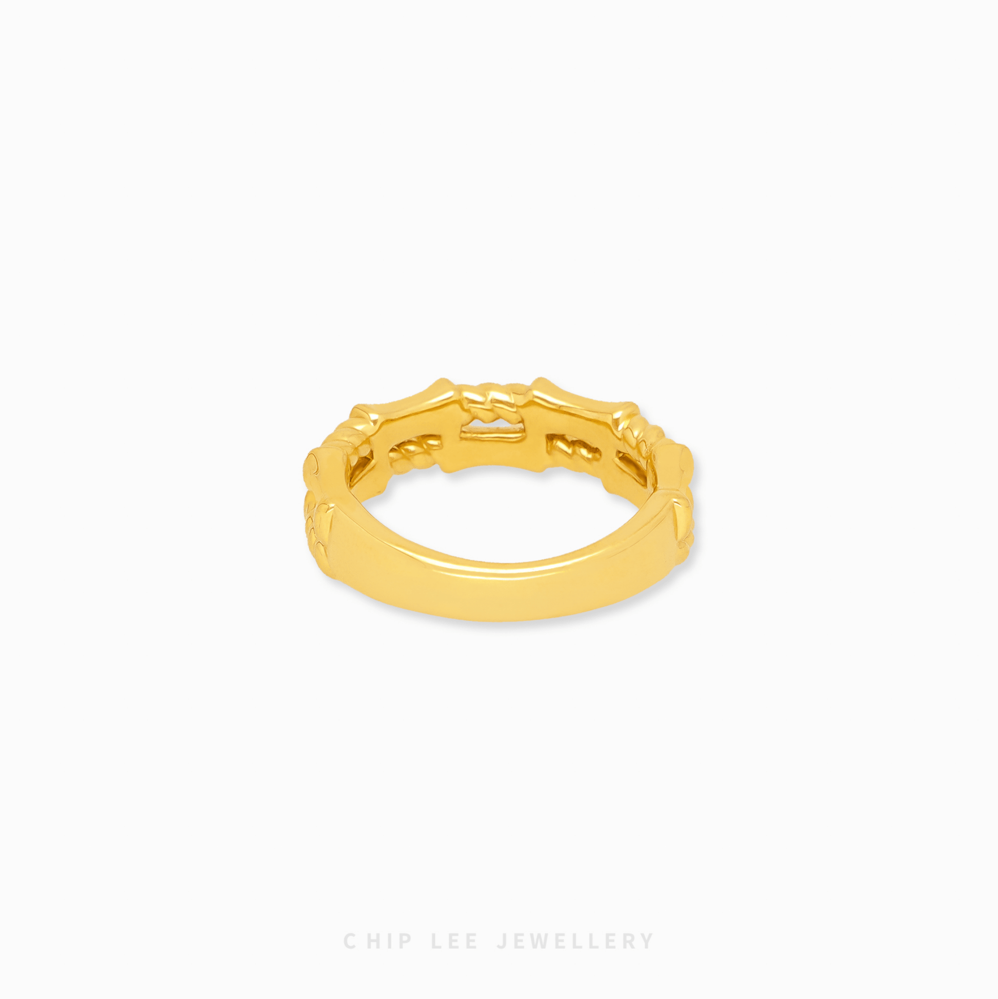Double Bamboo Ring by Chip Lee Jewellery, 999 gold, bamboo-inspired intertwined design, adding elegance and contemporary style to any outfit.