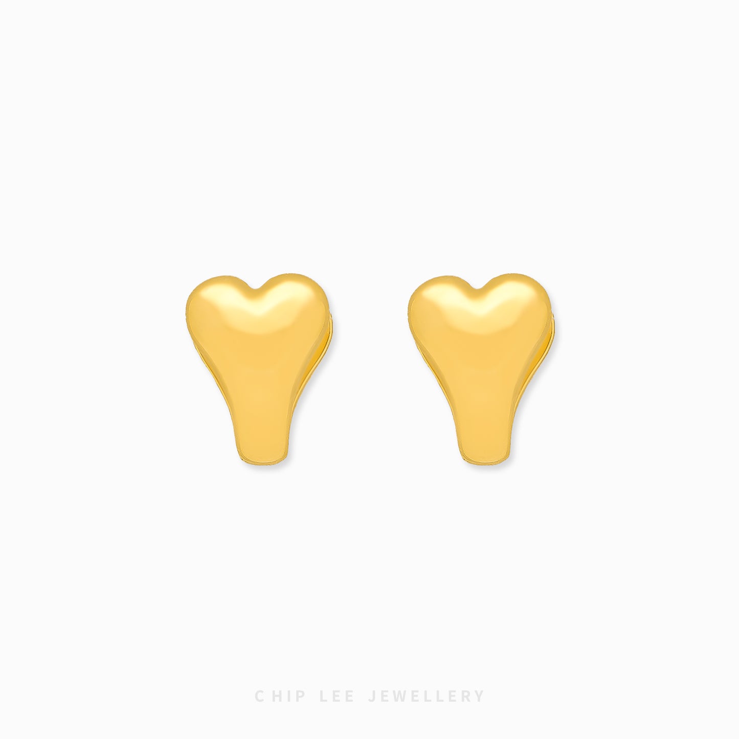 Chip Lee Jewellery Singapore Duo Tone Heart Studs. 916/22K dual-color gold earrings, elegant heart design. Certified Singapore jewelry gift.