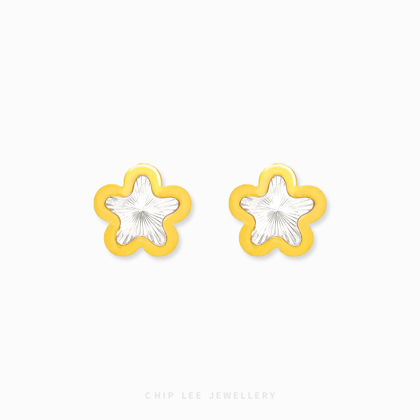 Chip Lee Jewellery Duo Tone Star Stud Earrings. Lightweight 916 Gold (22K) tiny star studs with modern two-tone contrast finish. Certified pure gold jewellery.