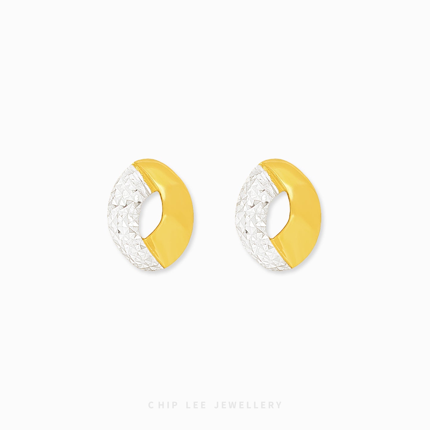 Chip Lee Jewellery Duo Tone Turkey Studs. Bold 916 Pure Gold (22K) earrings with a modern two-tone contrast design. Certified Singapore gold studs.