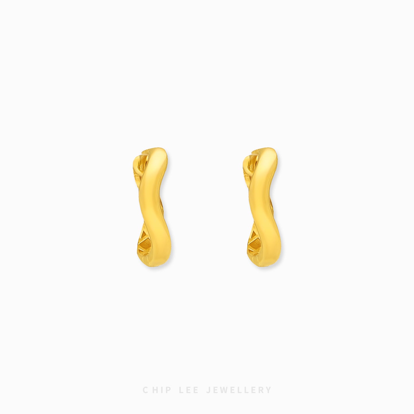Gleam Curve Hoop Earrings in 916 gold, gently curved statement hoops by Chip Lee Jewellery Singapore