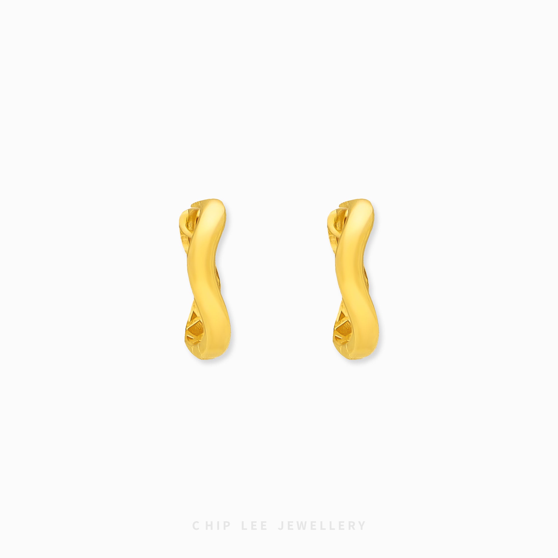 Gleam Curve Hoop Earrings in 916 gold, gently curved statement hoops by Chip Lee Jewellery Singapore