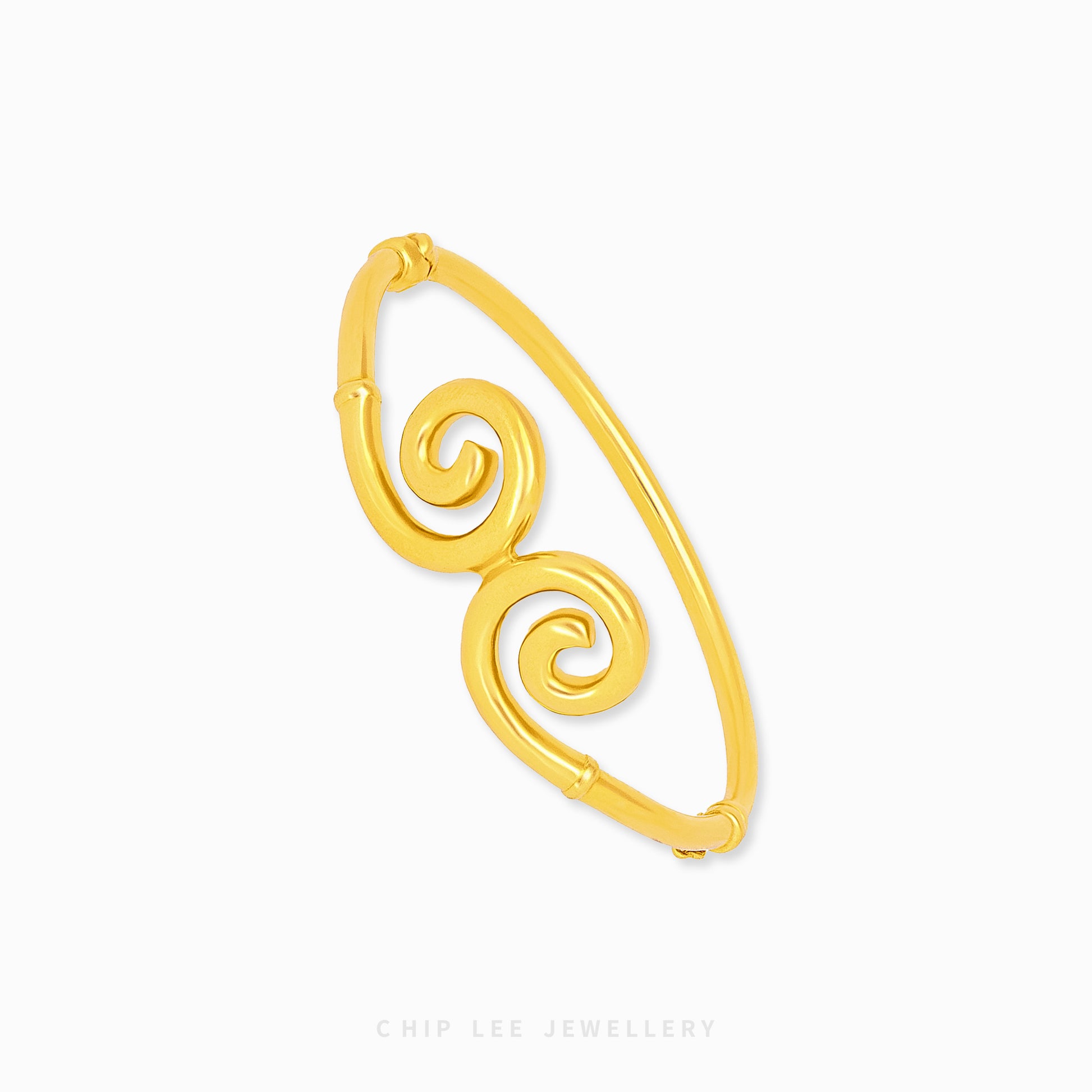Jin Gu Quan (金箍圈) Bangle by Chip Lee Jewellery Singapore, 916/22K gold, intricate design, symbolizes strength and protection, unique accessory.