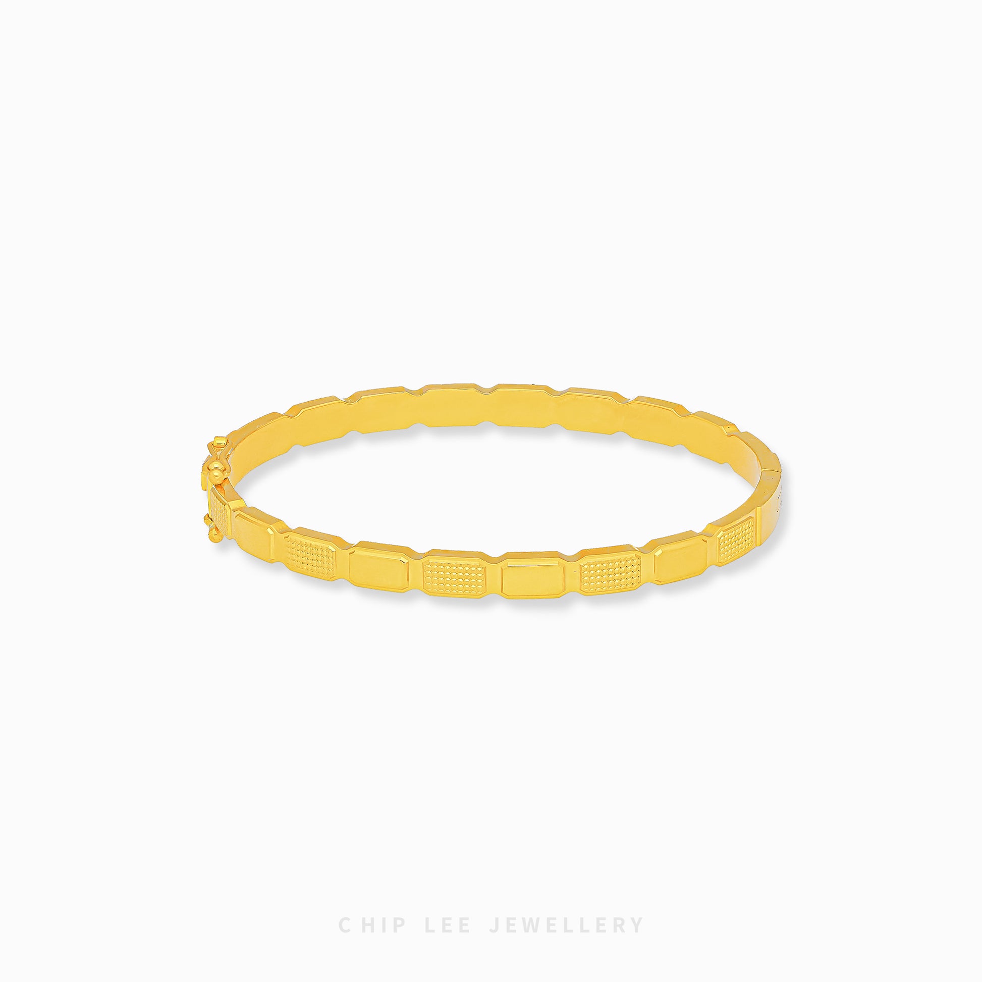 Rectangular Mixed Loop Bangle by Chip Lee Jewellery Singapore, 916/22K gold, alternating rectangular and loop design, modern aesthetics, timeless elegance.