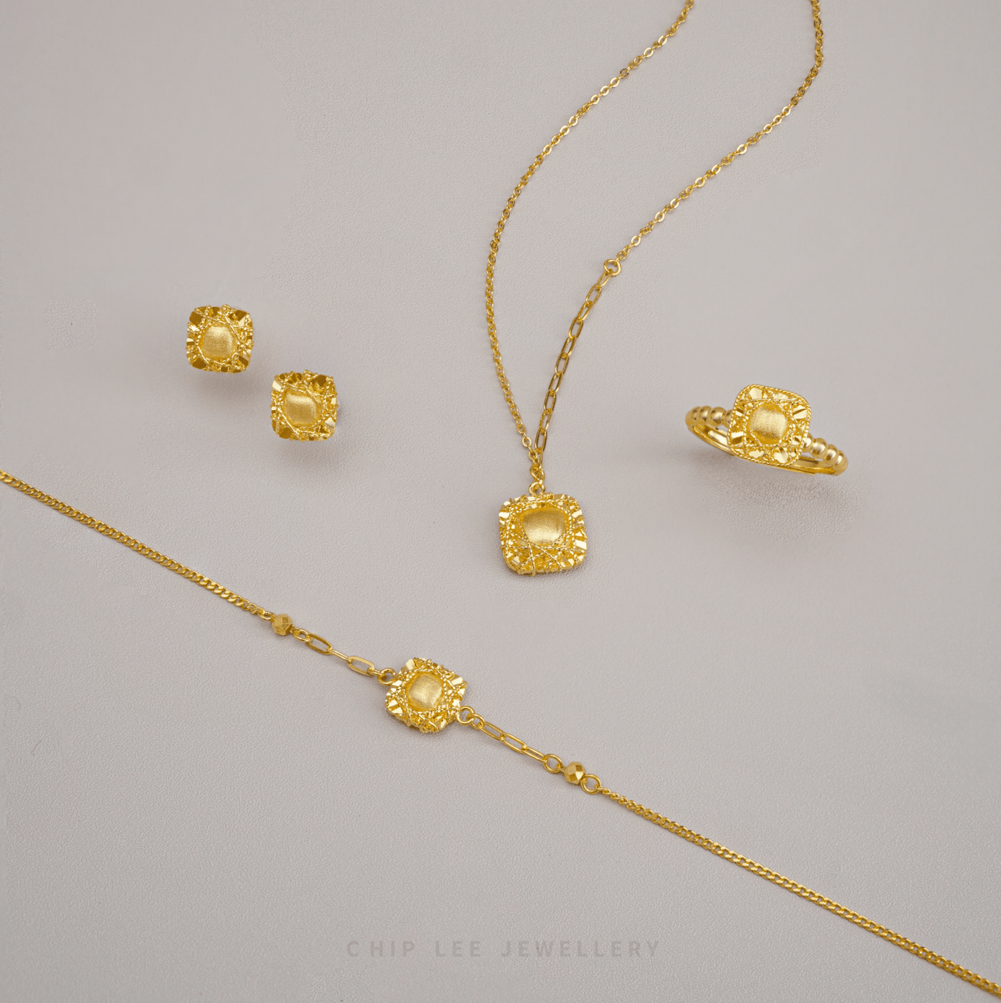 999 | 24K Gold Kare Studs