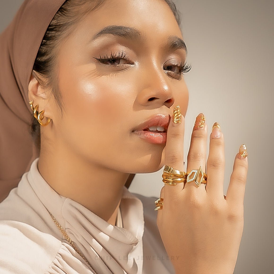 Solid 916 gold Turquoise White Enameled Shards Ring with geometric design, hallmarked by Singapore Assay Office for certified purity and authenticity.