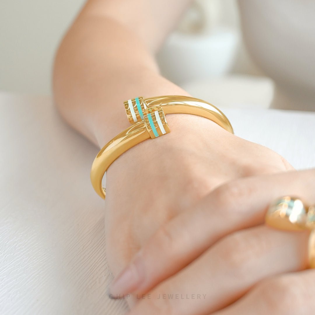 916 gold Turquoise & White Enameled Cuff Bangle, hallmarked in Singapore for certified purity and authenticity.