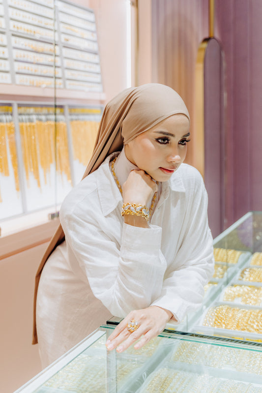 Styling Gold Jewellery with Your Baju Kurung for Hari Raya