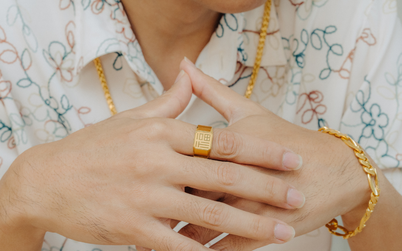 Auspicious Gold for CNY | Symbols of Prosperity in Singapore| CLJ