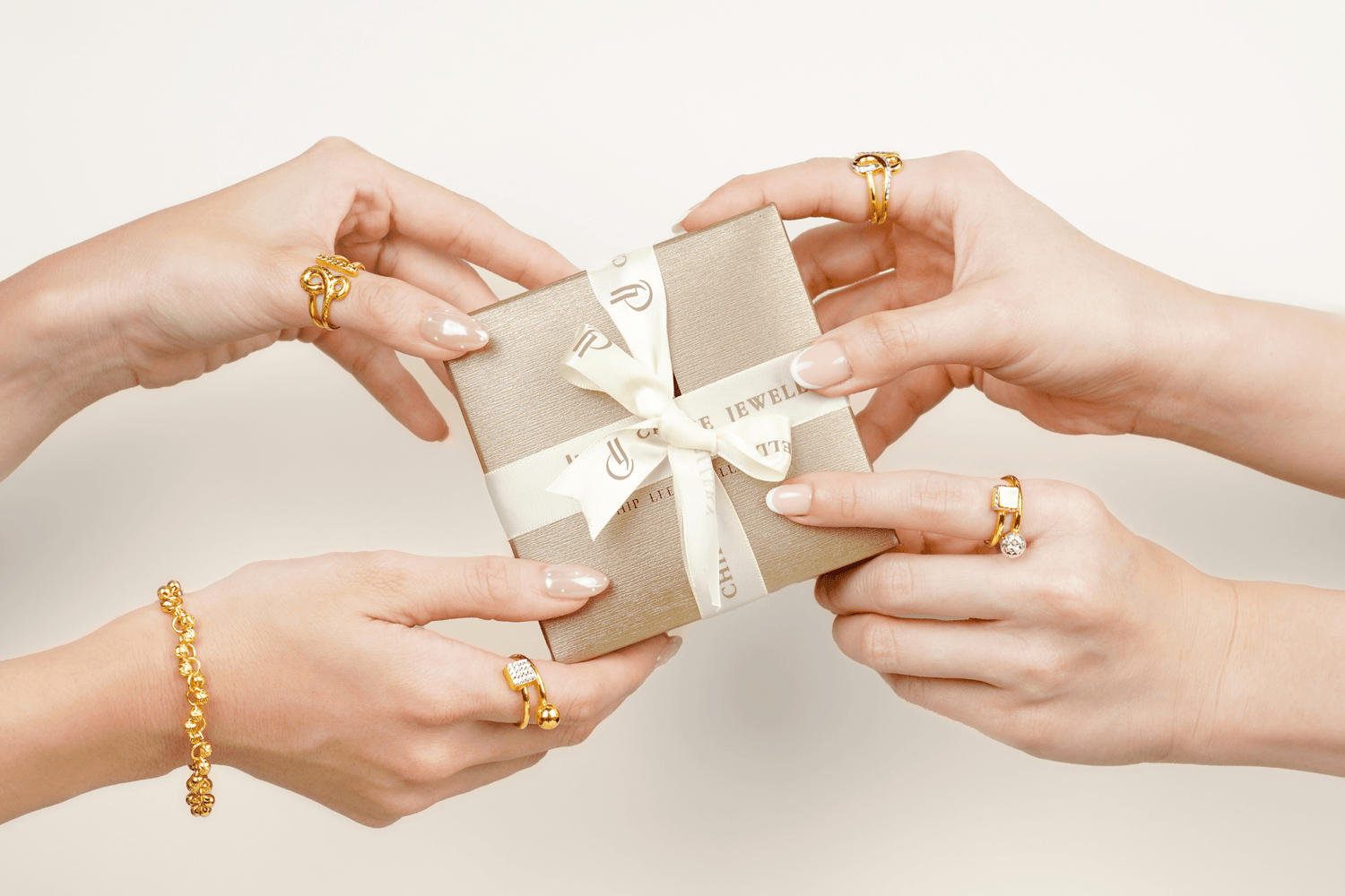 Curated gold jewellery gift ideas for him, her, children and affordable gifts under $250 by Chip Lee Jewellery Singapore