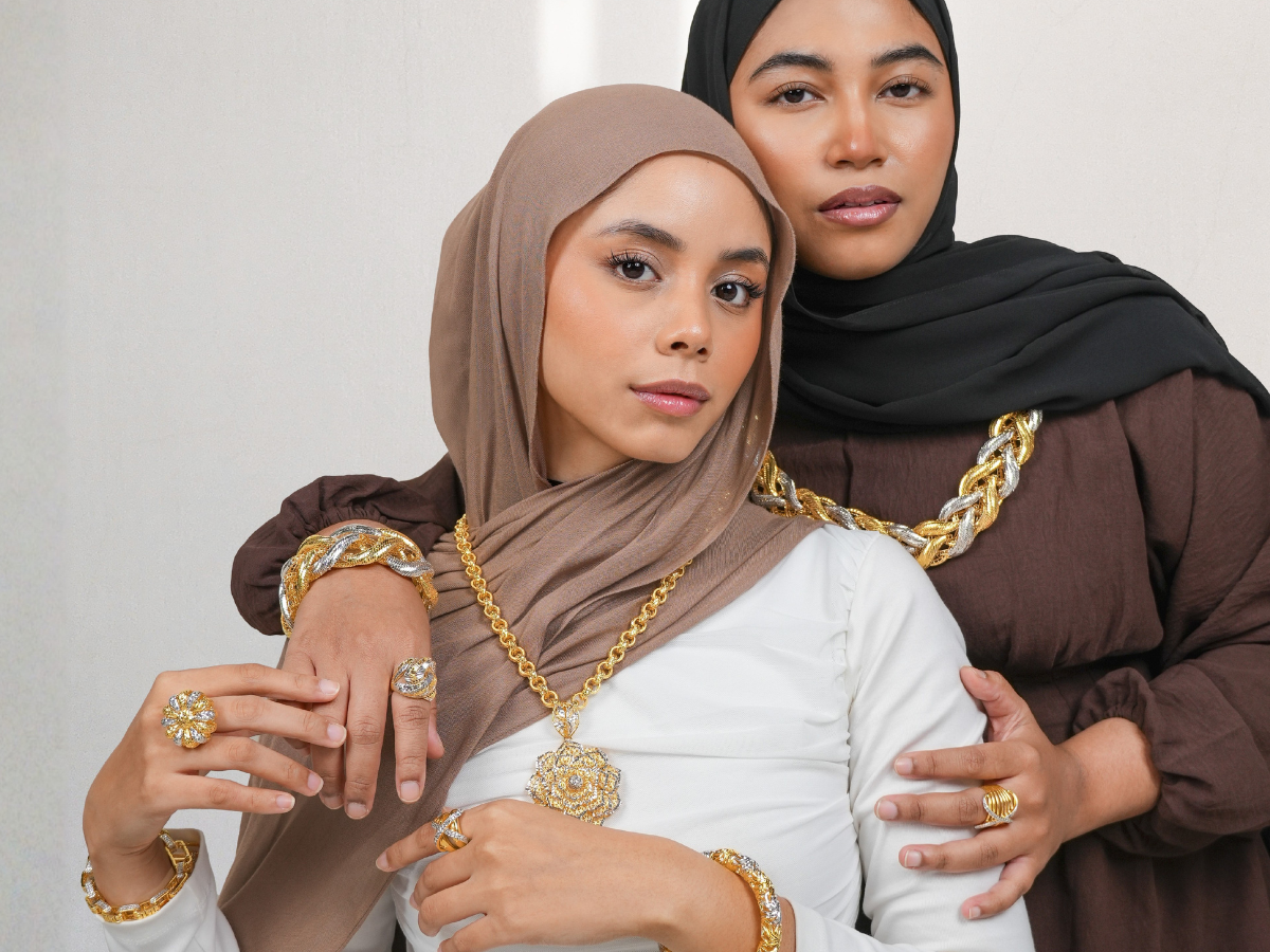 Bold Legacy Collection chunky gold jewellery — empowering statement designs by Chip Lee Jewellery Singapore