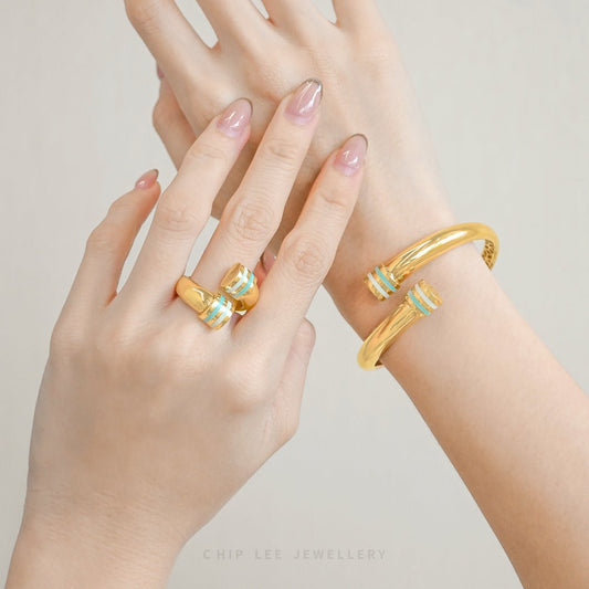 916 gold Turquoise & White Enameled Open Ring, hallmarked in Singapore for certified purity and authenticity.