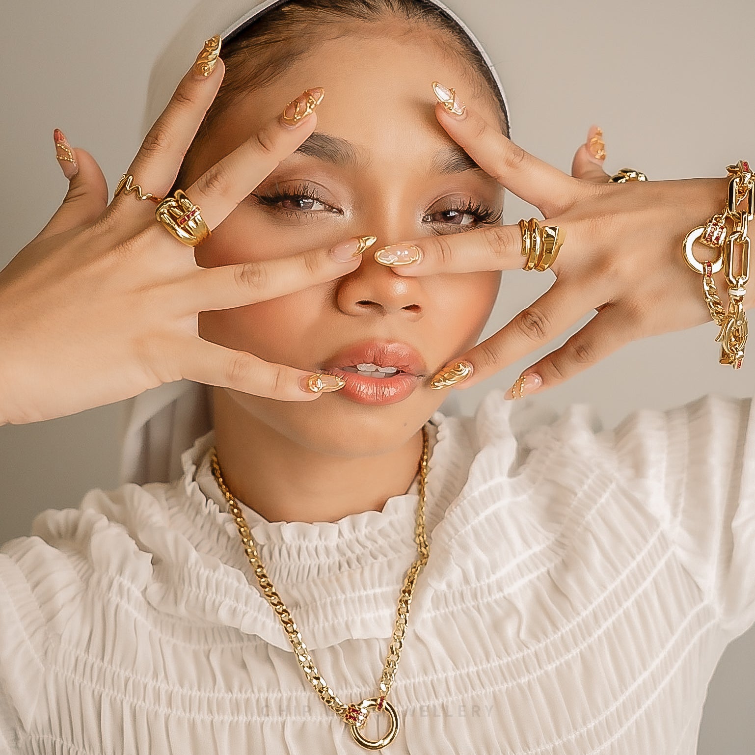 Shop the Spiral Nail Ring at Chip Lee Jewellery Singapore. Crafted in 916 gold with a bold spiral design, perfect for modern elegance and standout style.