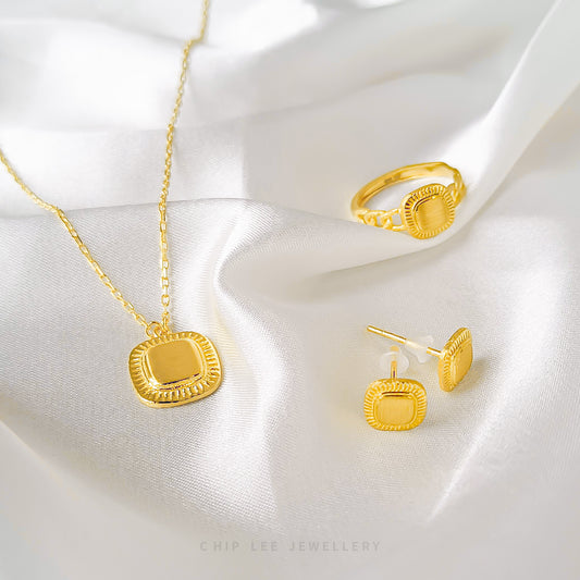 999 | 24K Gold Kare Set by Chip Lee Jewellery, featuring a refined square silhouette in pure gold, offering minimalist elegance for any occasion.