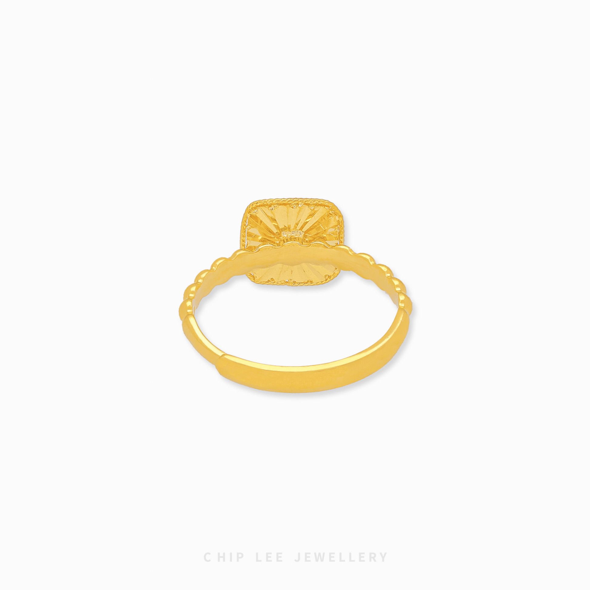 999 | 24K Gold Kare Ring with refined silhouette, perfect for stacking and achieving minimalistic style in timeless luxury jewelry.