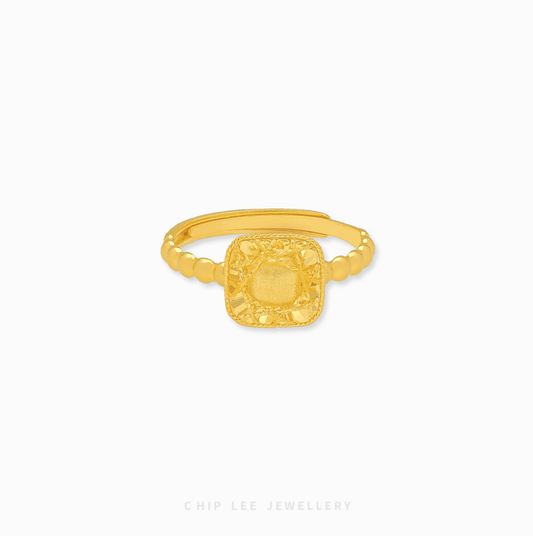 999 | 24K Gold Kare Ring with refined silhouette, perfect for stacking and achieving minimalistic style in timeless luxury jewelry.