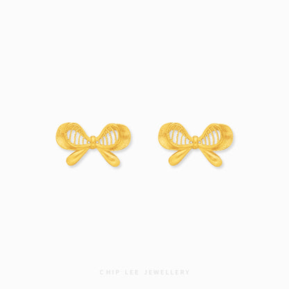 999 Gold Kurdele Studs with delicate bow design in 24K gold by Chip Lee Jewellery Singapore.