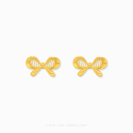 999 Gold Kurdele Studs with delicate bow design in 24K gold by Chip Lee Jewellery Singapore.