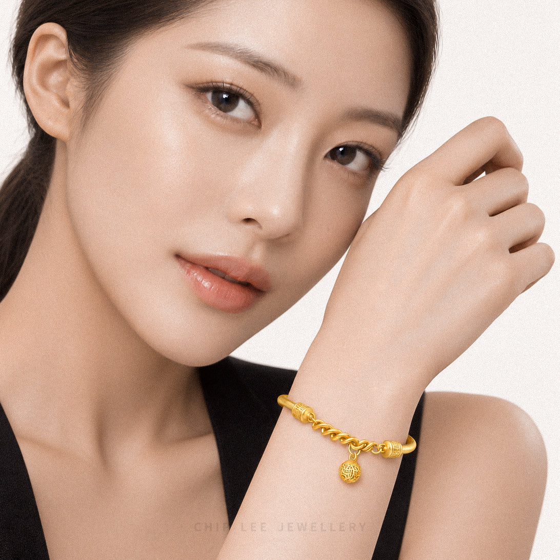 999 Pure Gold Auspicious Gu Fa Jin Bangle