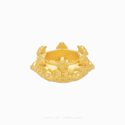 999 pure gold Fortune Treasure Basin (聚寶盆) figurine by Chip Lee Jewellery, symbolising wealth gathering, abundance, and prosperity with refined detail.