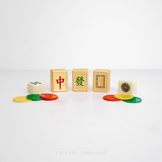 999 Pure Gold White Dragon Mahjong Tile symbolising purity and new beginnings, crafted in solid gold for a meaningful gift or timeless collectible.