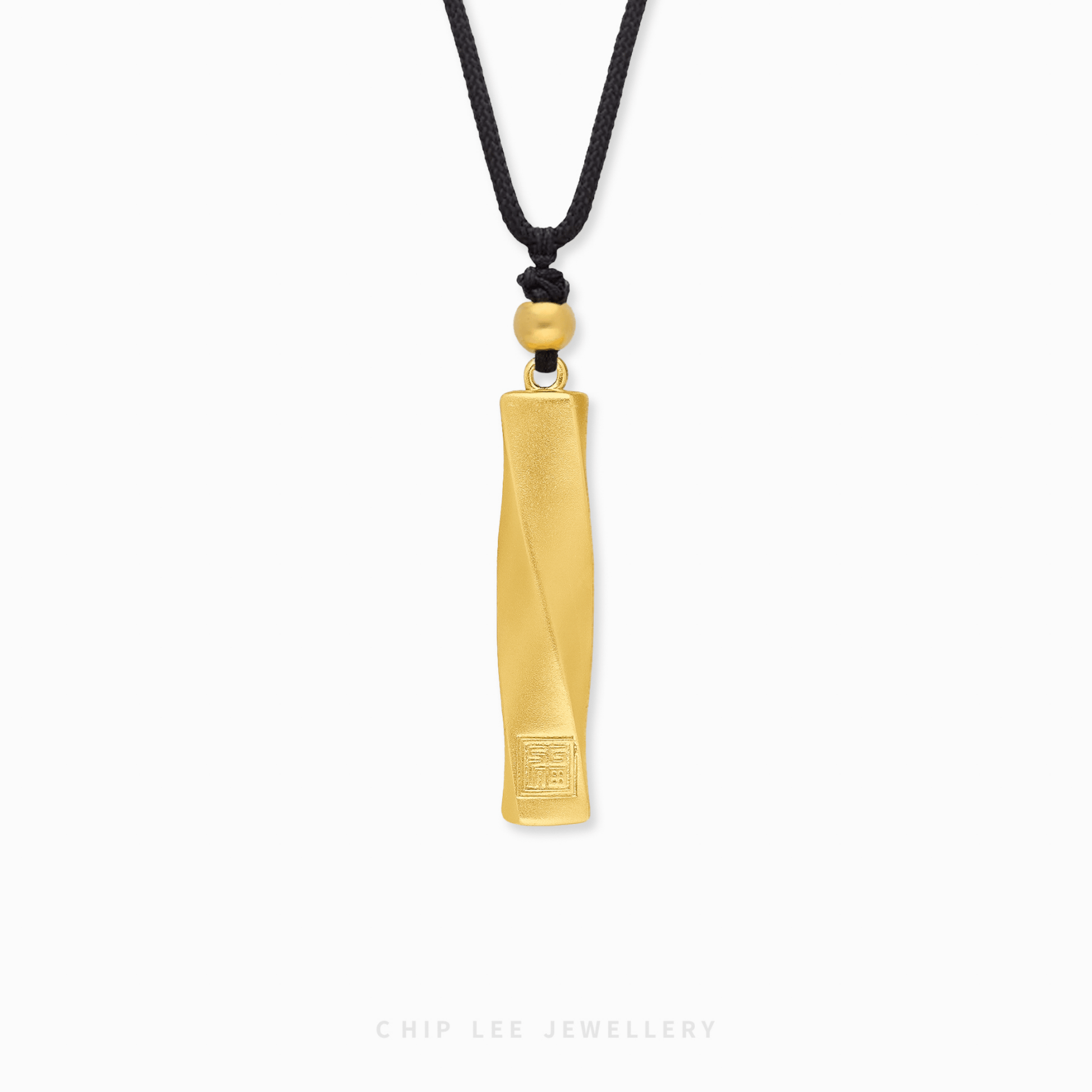 999 Pure Gold Prosperity (福) Necklace, featuring the 福 character, symbolizing wealth and good fortune.