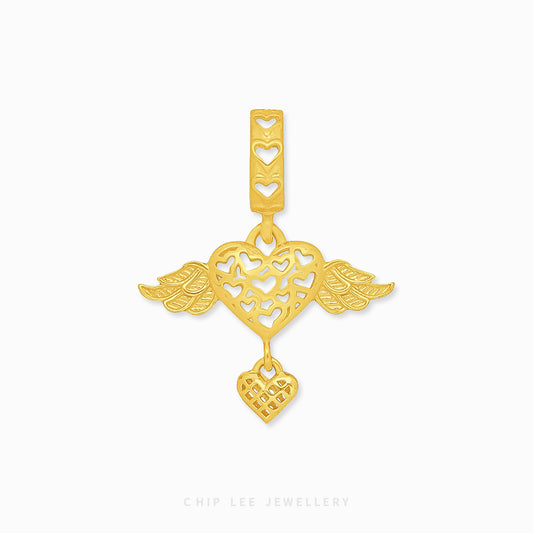 Angel Heart Charm 999 gold by Chip Lee Jewellery Singapore, perfect for gifting or adding a symbolic touch to jewellery pieces.