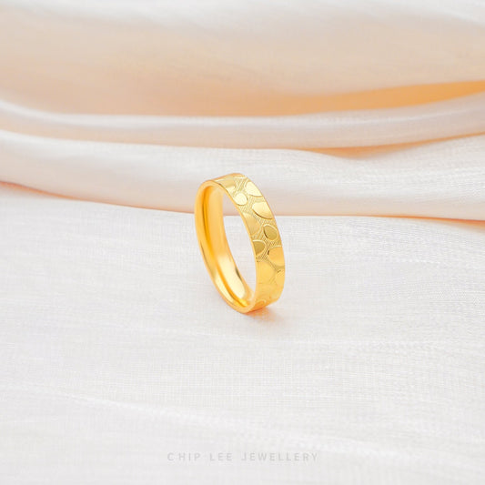 Animal Print Design Ring with textured pattern in 916 gold (22K), crafted by Chip Lee Jewellery Singapore