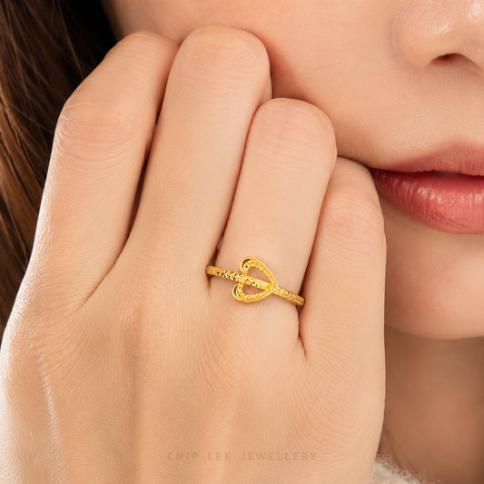 Arrow Heart Ring