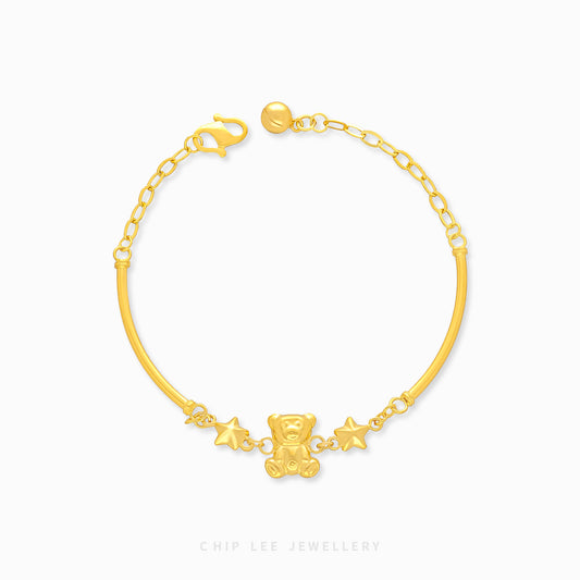 Bear and Star Baby Bracelet by Chip Lee Jewellery, 916 gold, featuring bear and star charms, symbolizing joy and protection for newborns.