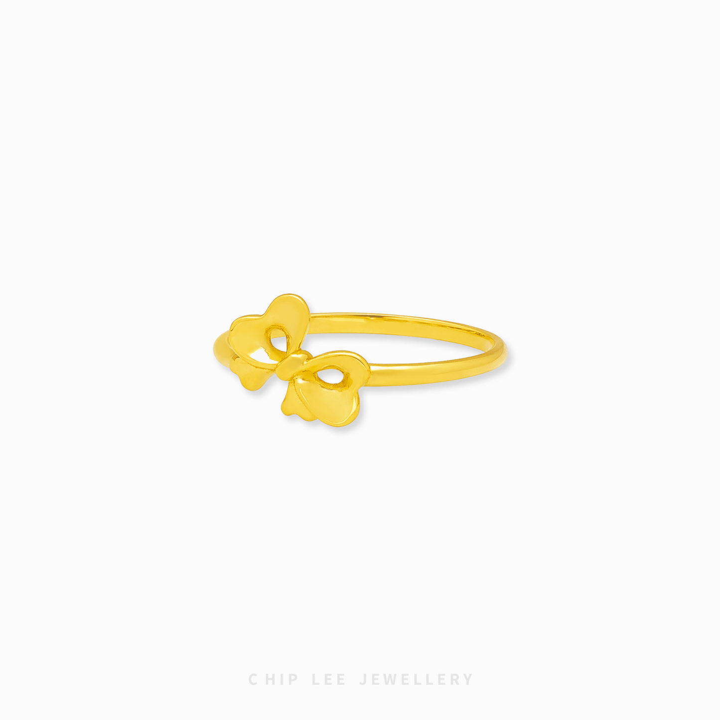 Bow Ring with delicate bow design, elegant and playful women’s jewelry, comfortable fit, perfect for everyday or gifting