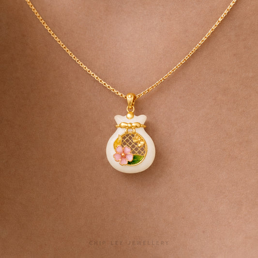 999 Pure Gold Floral Money Bag He Tian Jade Pendant