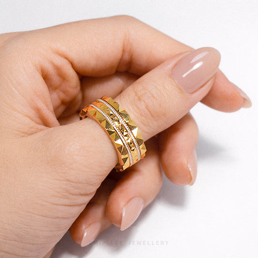 Chunky Duo Tone Pyramid Ring