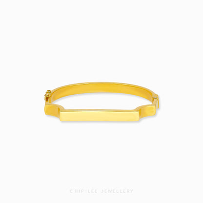 Classic Angular Bangle by Chip Lee Jewellery Singapore, 916/22K gold with sharp faceted edges, geometric bold elegance on the wrist