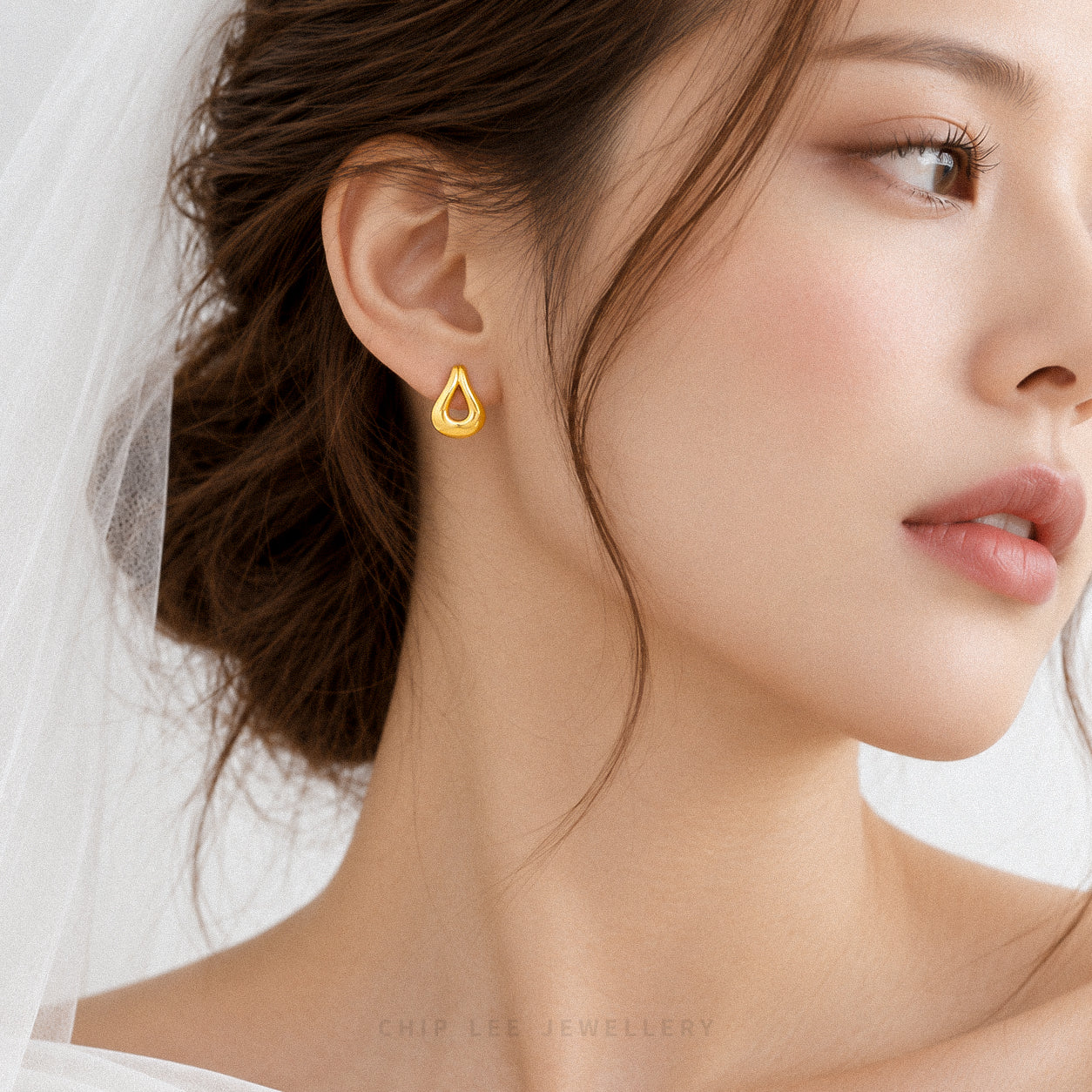 Classic Dewdrop Earrings