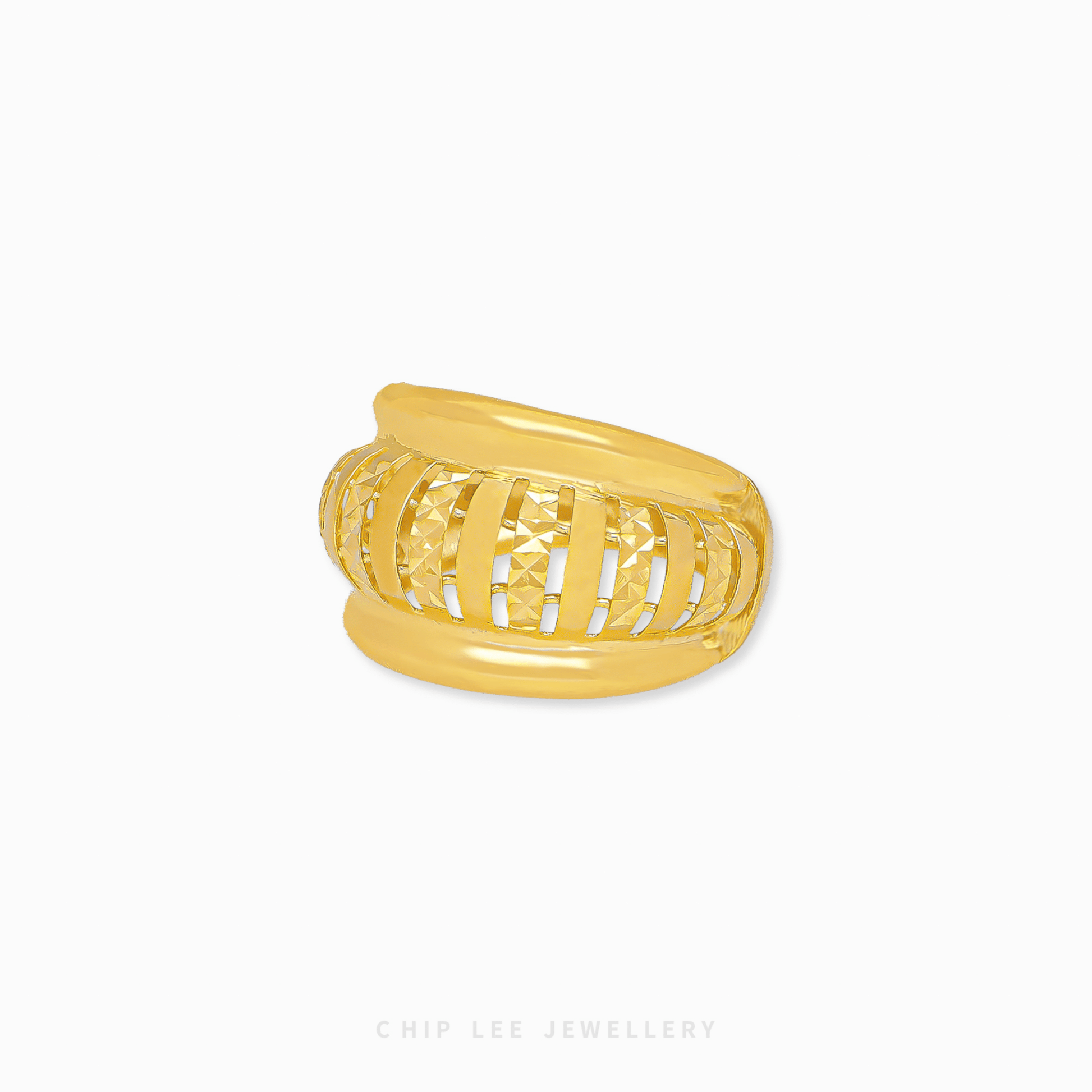 Classic Lantern Ring with polished gold, lantern-inspired design, and timeless elegance for modern women.