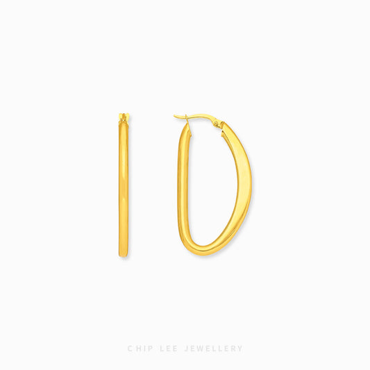 Classic Oval Hoop Earrings 2 in 916 gold with a sleek oval silhouette, timeless design by Chip Lee Jewellery Singapore for everyday elegance.