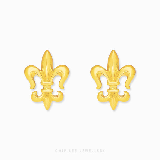 Chip Lee Jewellery Classy Trident Stud Earring. Bold 916 Gold (22K) studs featuring a unique trident motif. Certified pure gold statement jewellery.