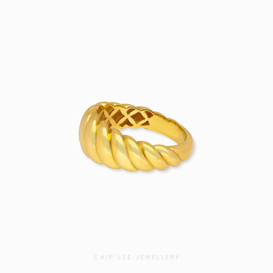 916 gold Croissant Ring with sculptural curves, hallmarked in Singapore for certified purity and authenticity.