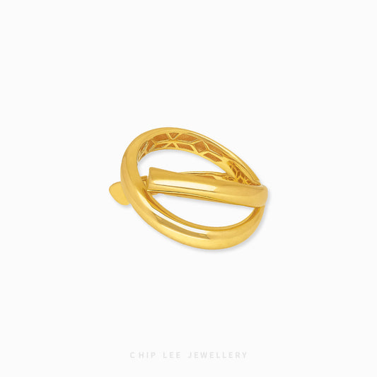 916 gold Crossover Ring, hallmarked in Singapore for certified purity and authenticity.